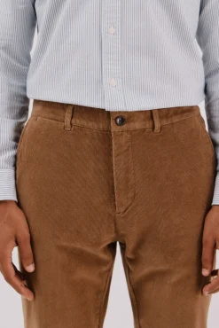 Pantalón chino pana