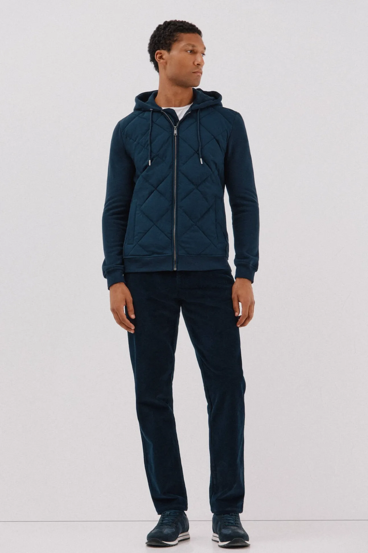 Pantalón chino pana