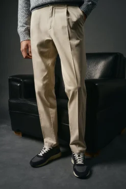 Pantalón chino pinzas