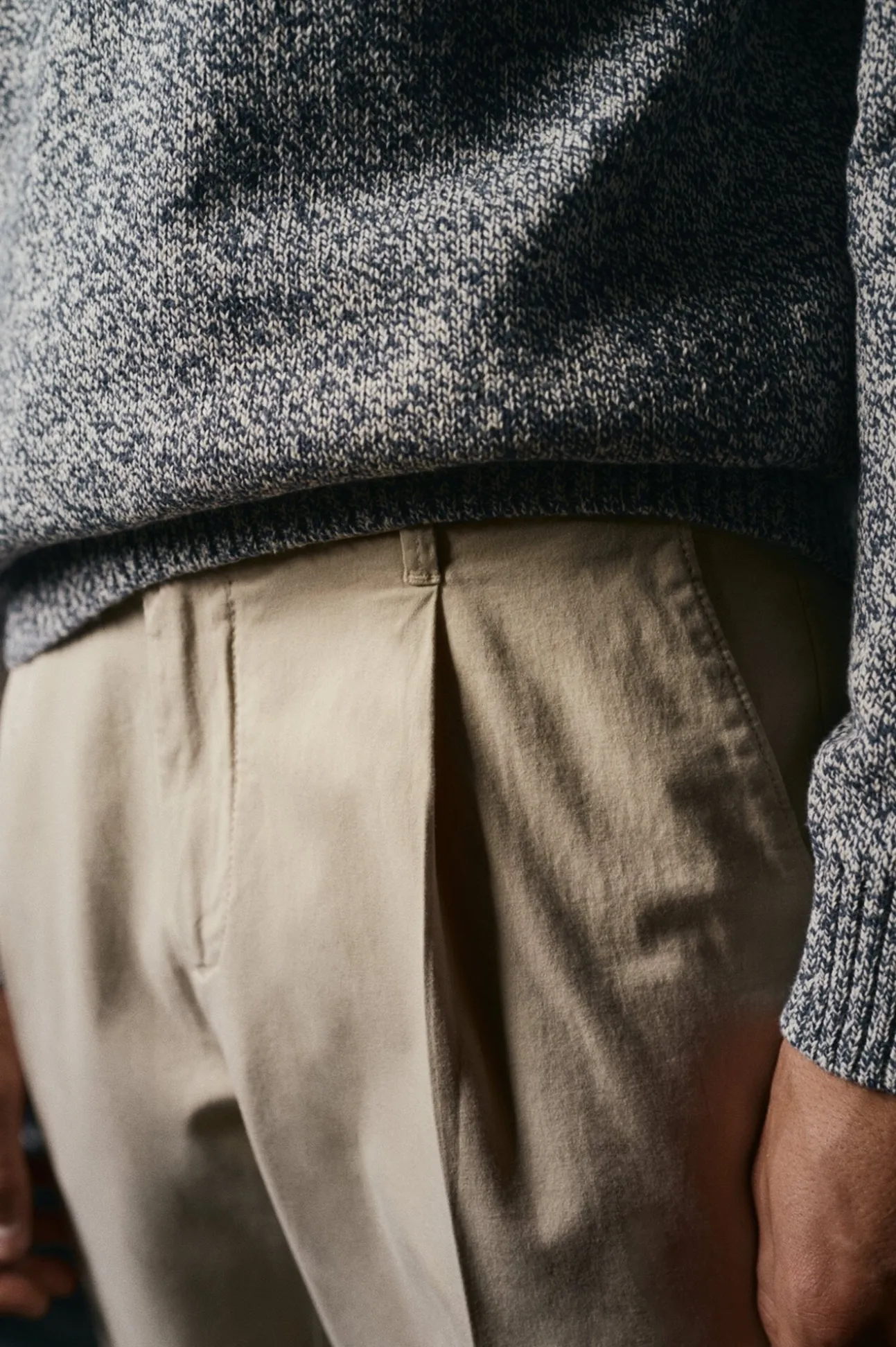 Pantalón chino pinzas