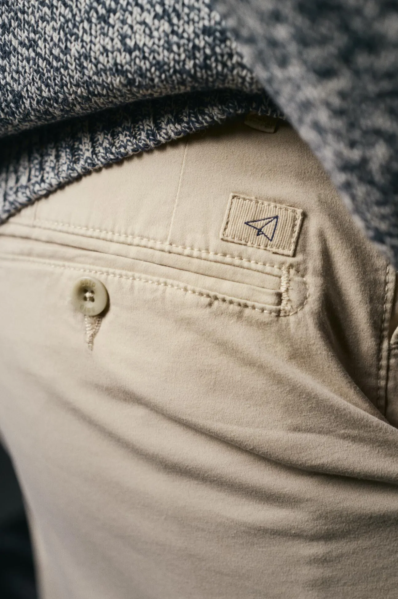 Pantalón chino pinzas