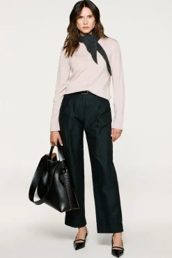 Pantalón chino pinzas.