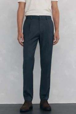 Pantalón chino pinzas tapered fit