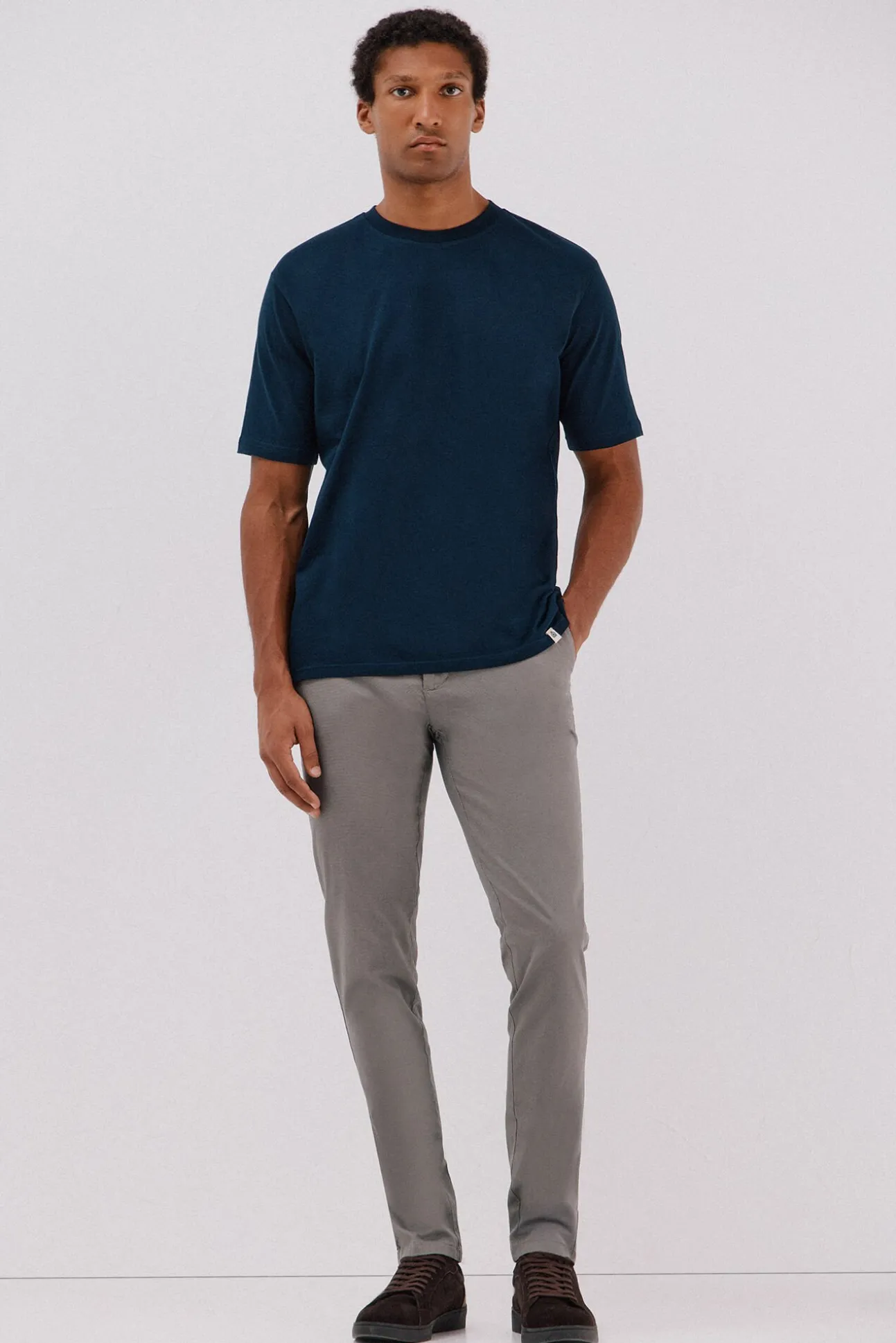 Pantalón chino print slim