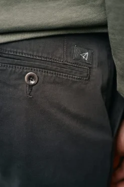 Pantalón chino slim
