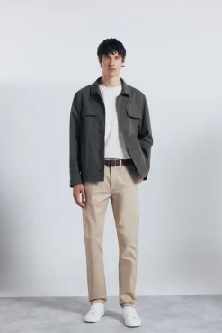 Pantalón chino slim fit