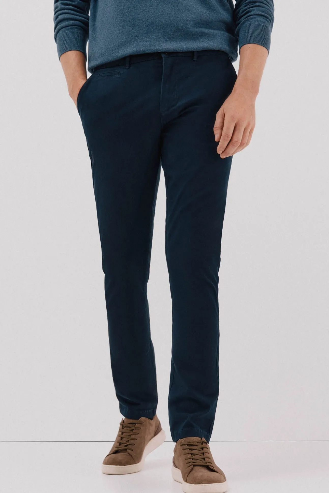 Pantalón chino slim fit