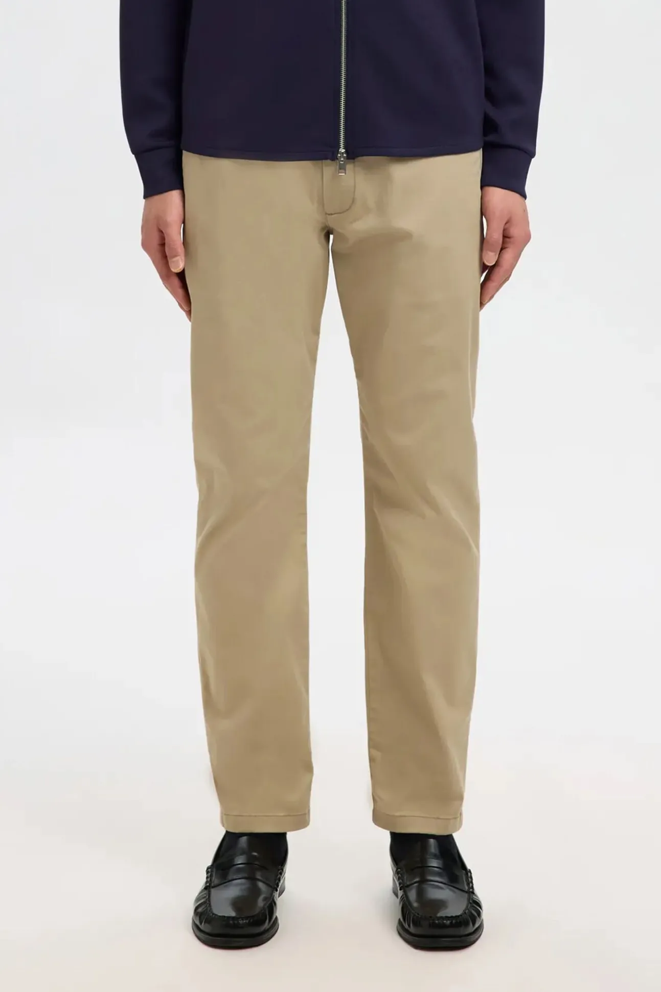 Pantalón chino Slim Fit confeccionado con algodón orgánico