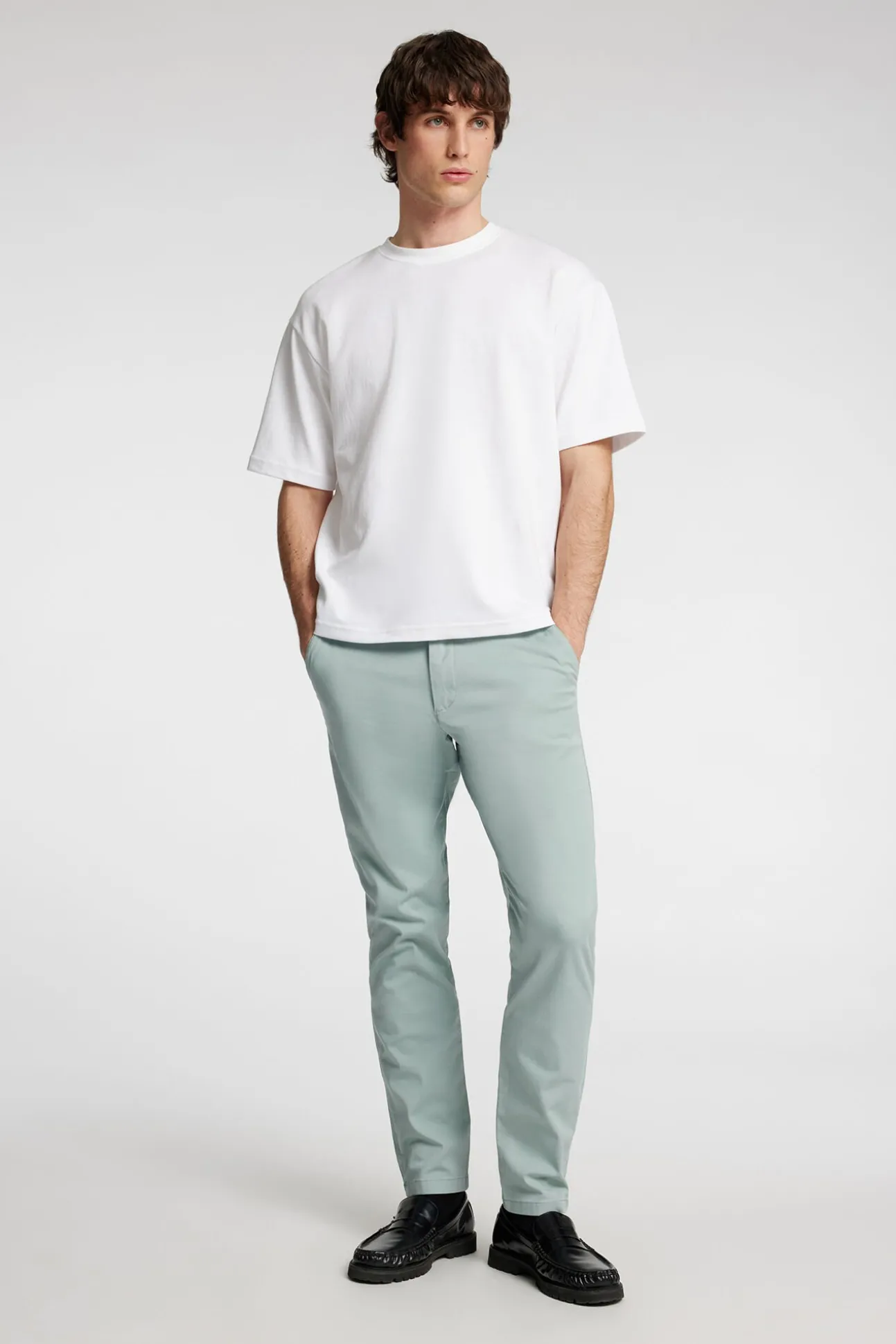Pantalón chino Slim Fit confeccionado con algodón orgánico