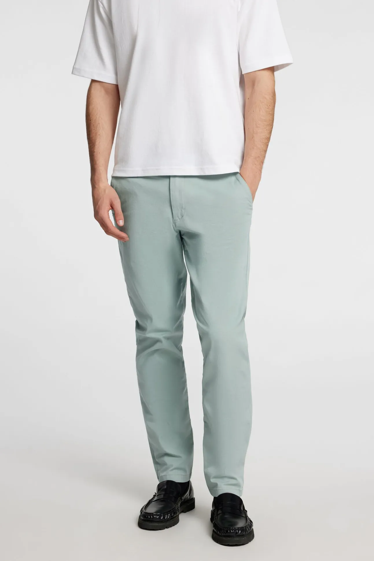 Pantalón chino Slim Fit confeccionado con algodón orgánico
