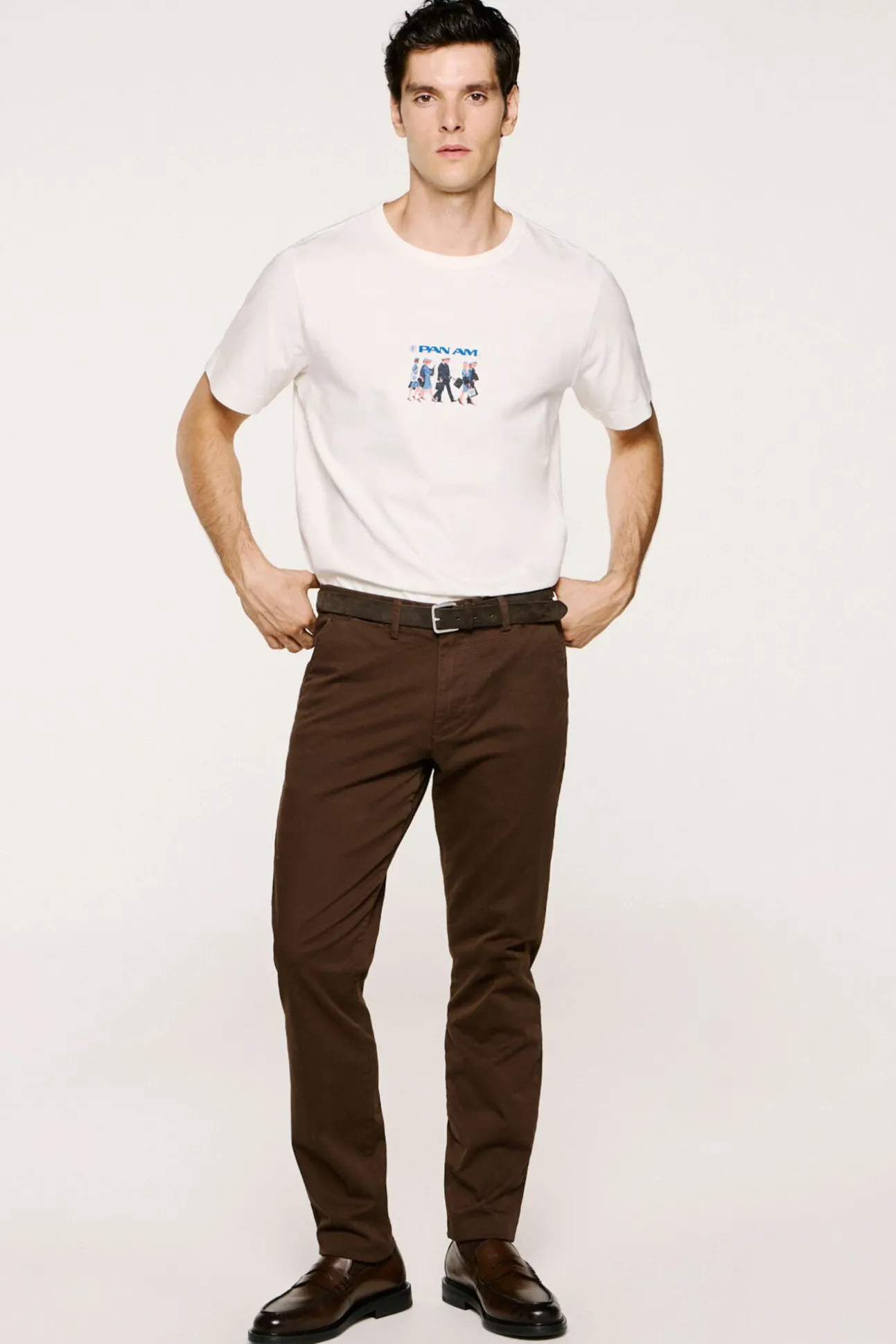 Pantalón chino Slim Fit confeccionado con algodón orgánico