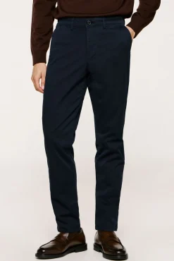 Pantalón chino Slim Fit confeccionado con algodón orgánico