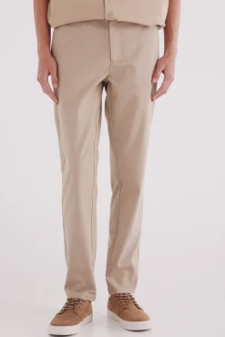 Pantalón chino vestir comfort slim fit