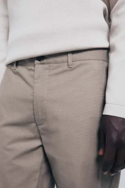 Pantalón chino vestir comfort slim fit