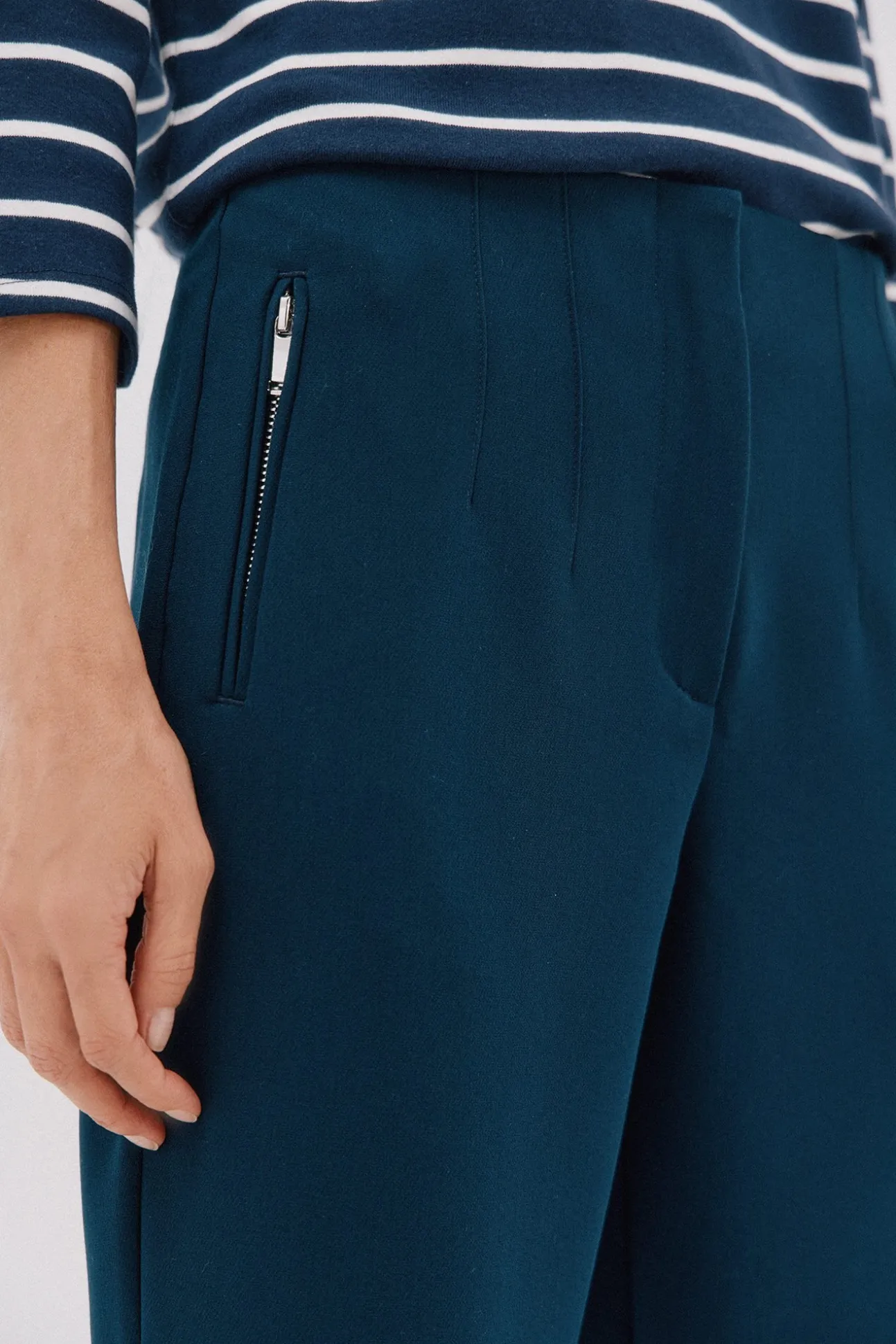 Pantalón cremalleras