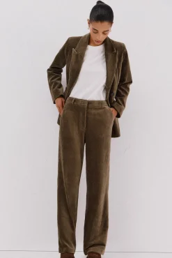 Pantalón de mujer ancho de pana