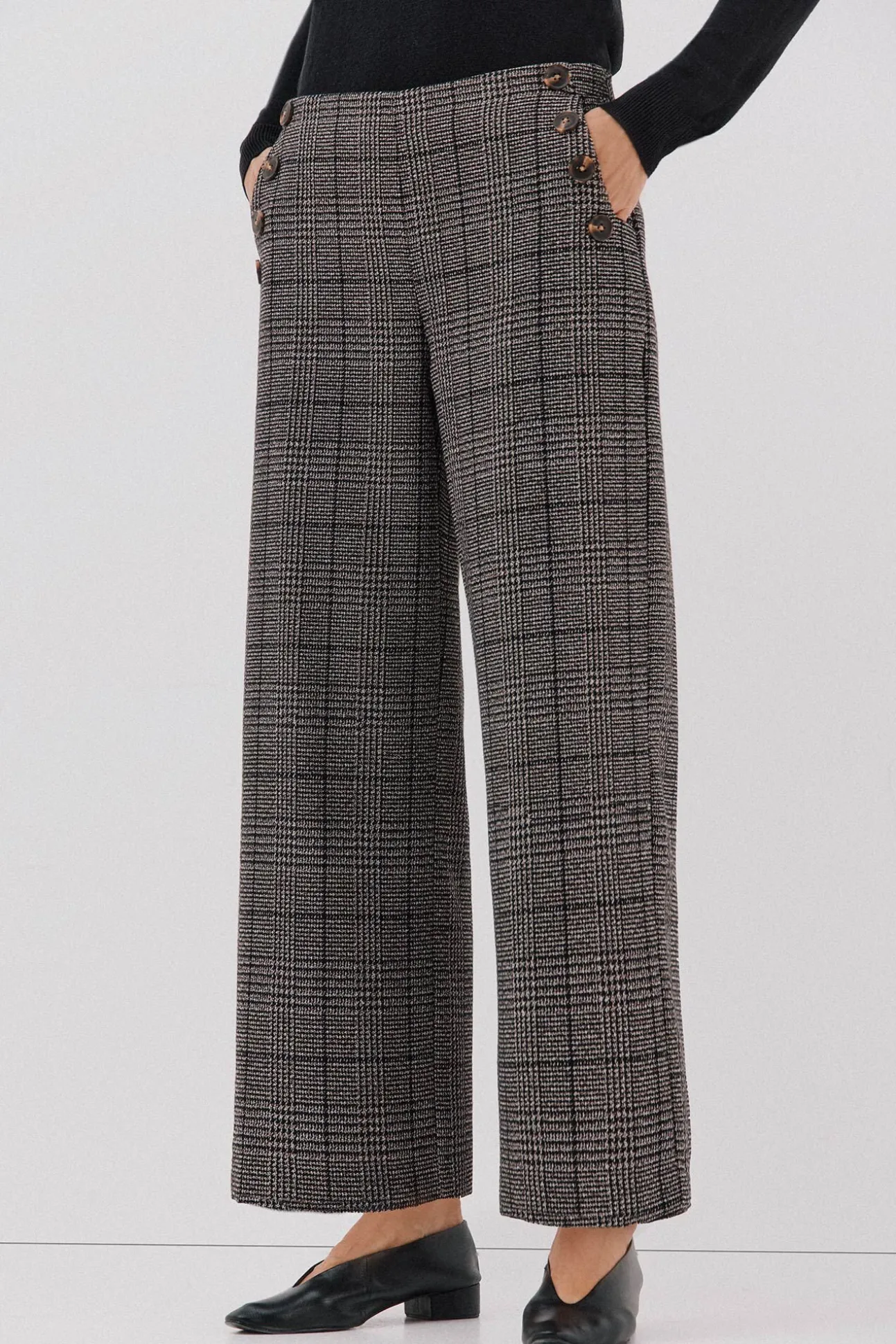 Pantalón de mujer crop y ancho