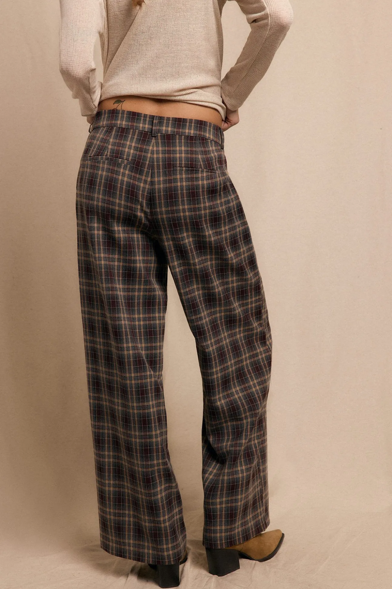 Pantalón de pinzas de cuadros