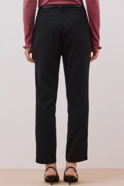 Pantalón de vestir con cinturón