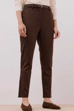 Pantalón de vestir con cinturón