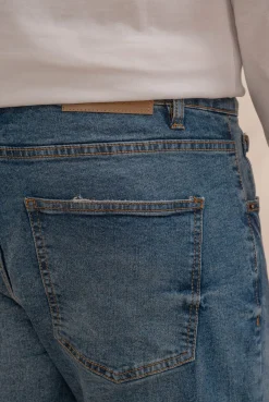 Pantalón Denim Slim Básico