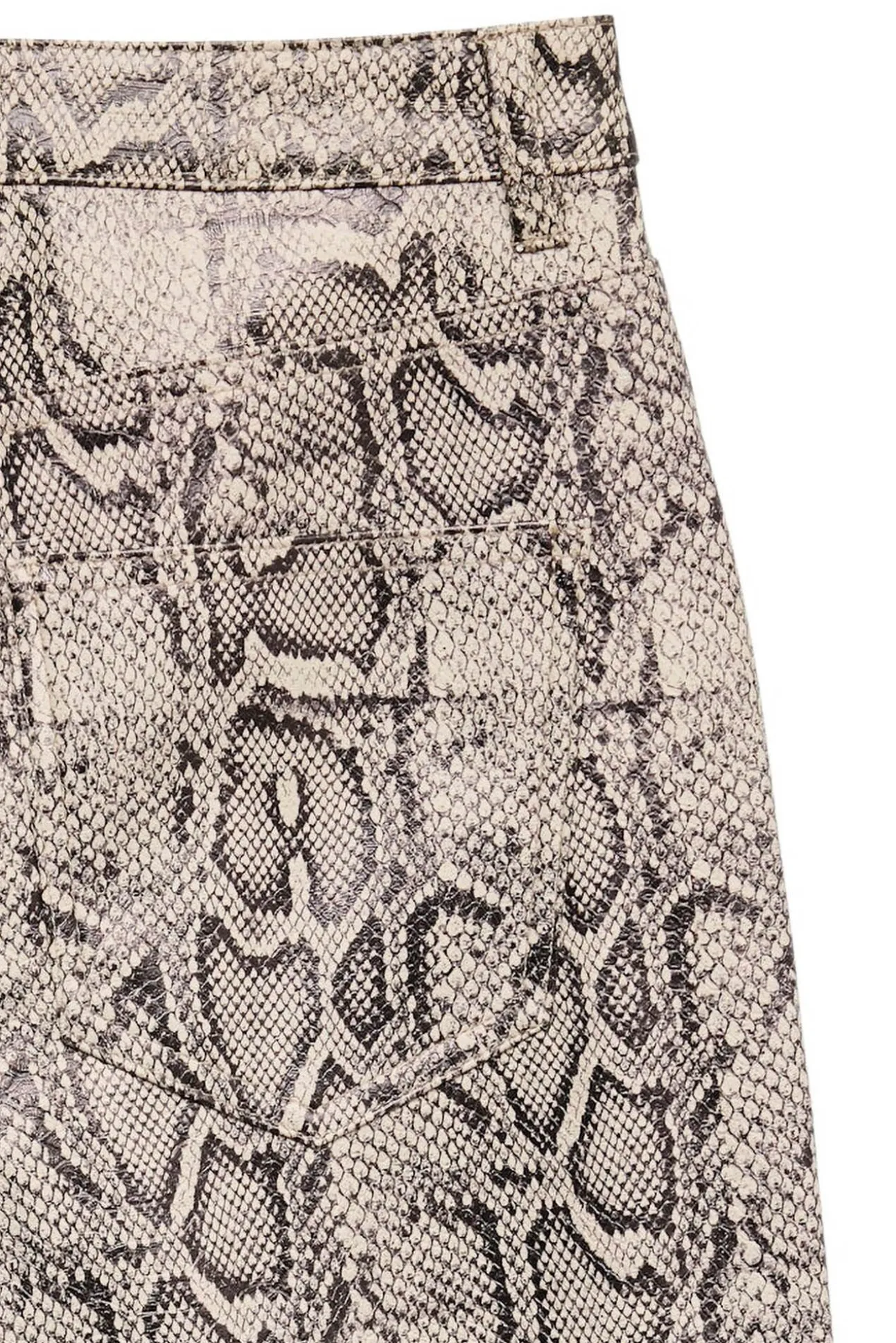 Pantalón efecto piel de serpiente