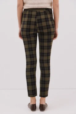 Pantalón elástico confort