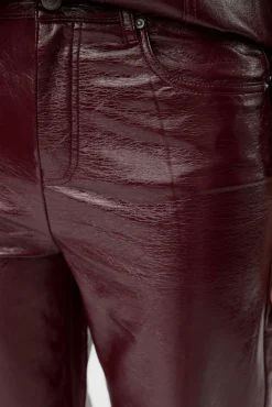 Pantalón encerado efecto brillo