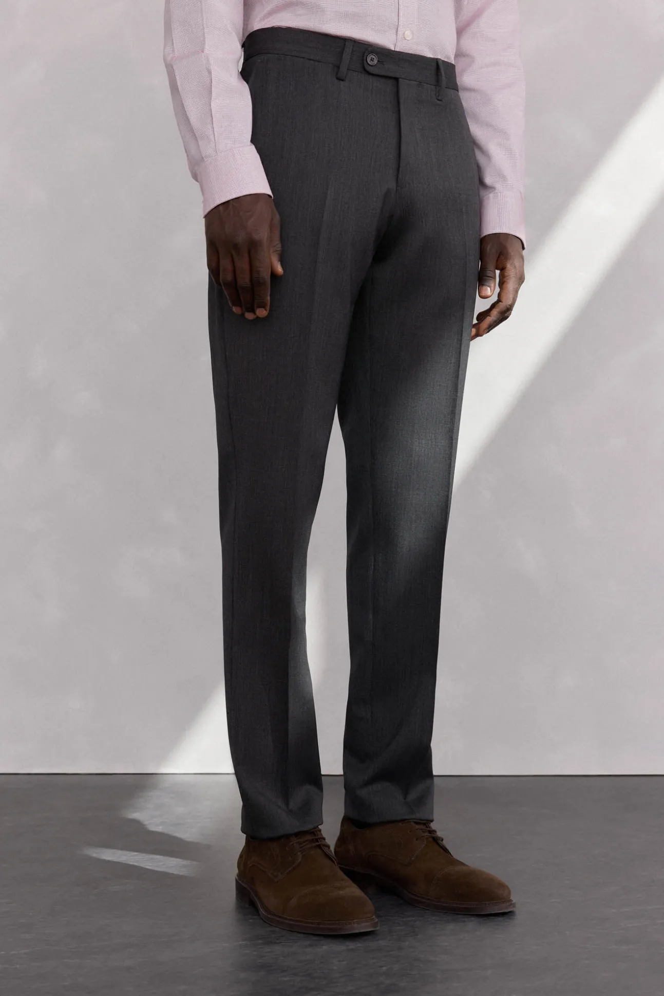 Pantalón estructura gris bi-stretch slim fit