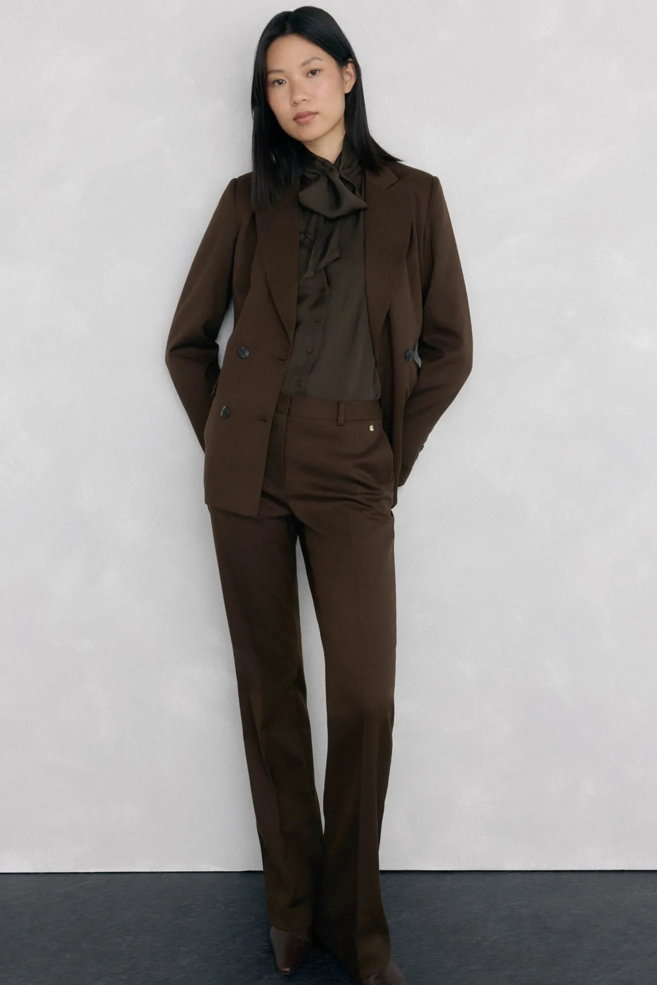 Pantalón flare traje