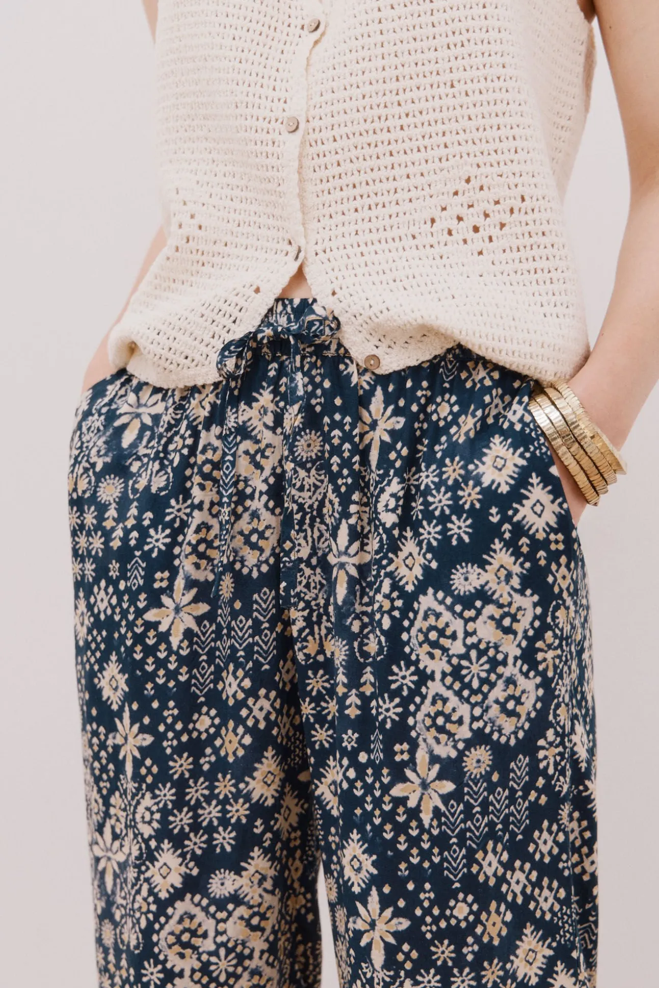 Pantalón fluído estampado