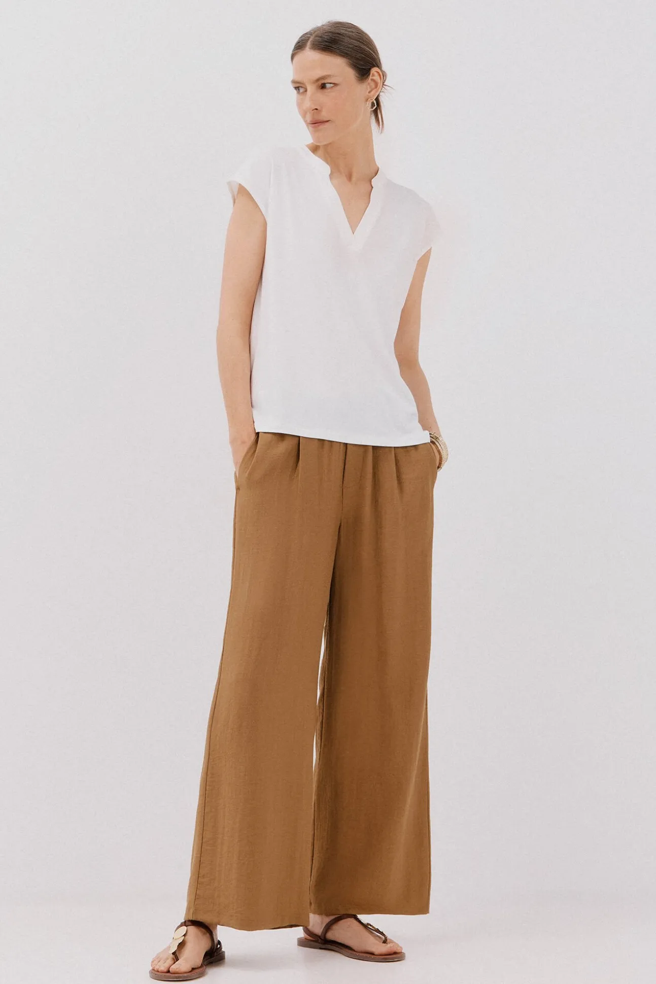 Pantalón fluido ancho