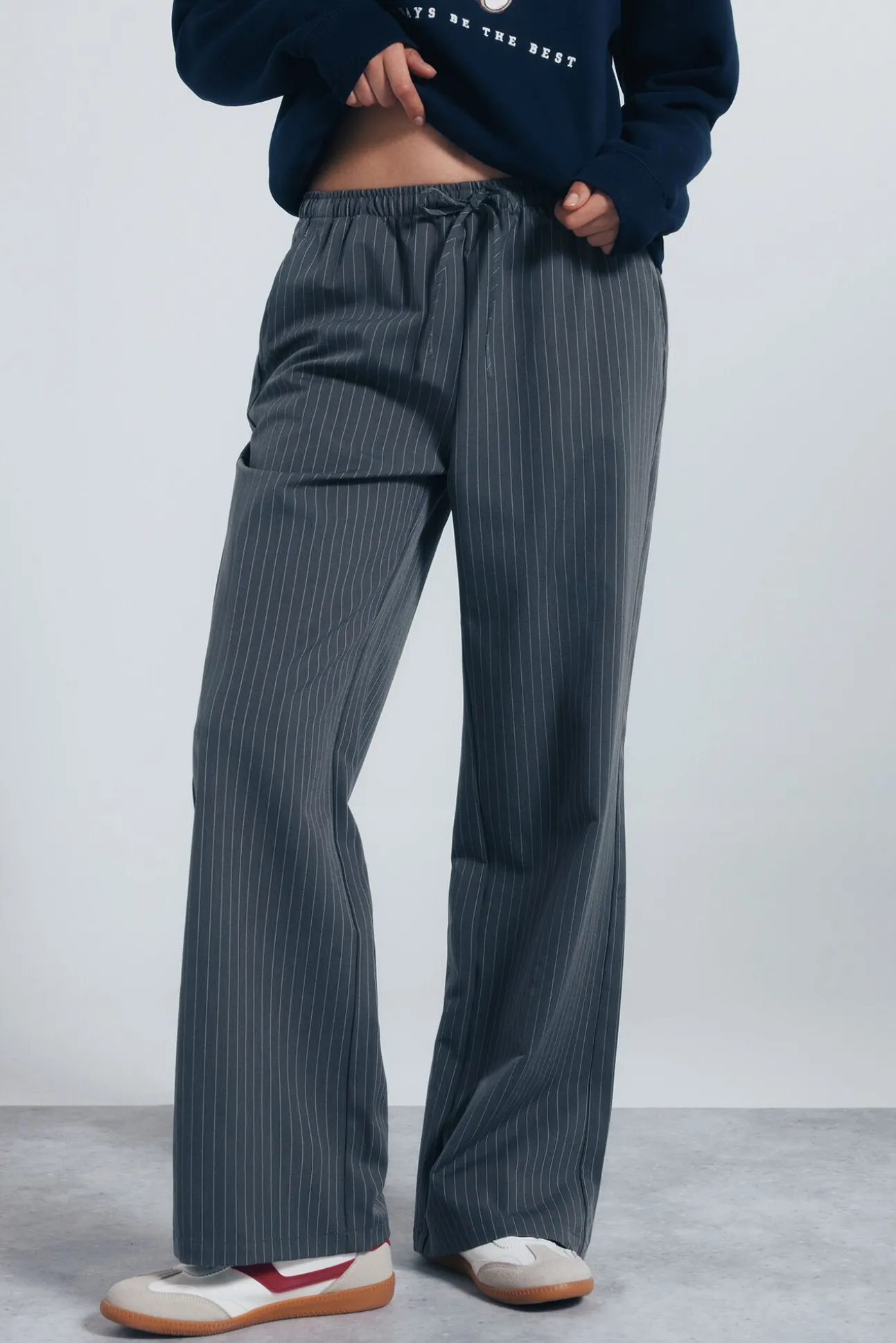 Pantalón jogger ancho