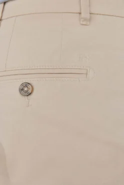 Pantalón premium chino ligero regular fit