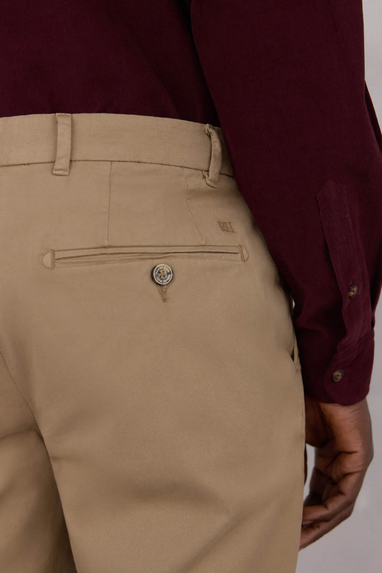 Pantalón premium chino regular fit