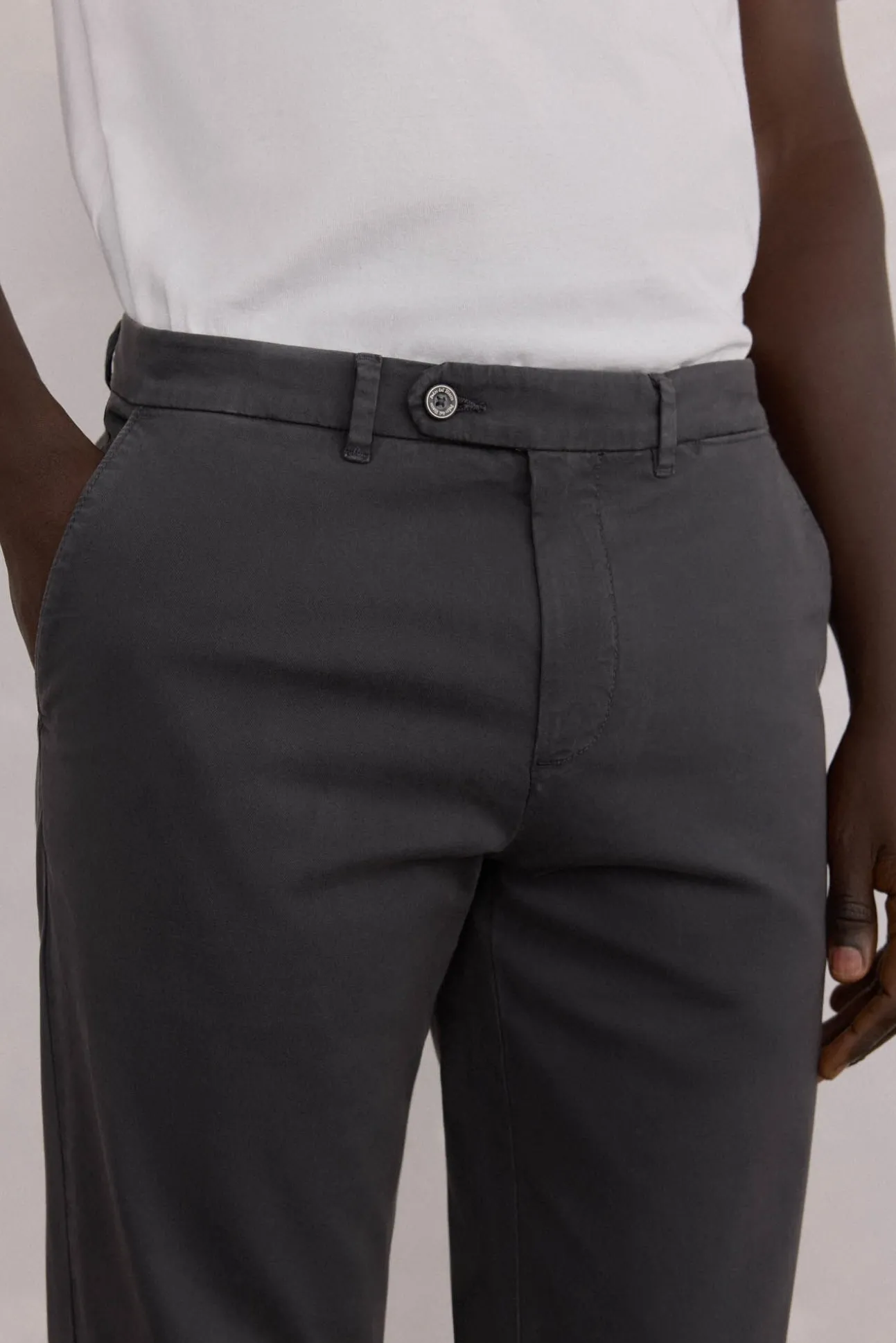 Pantalón premium chino slim fit