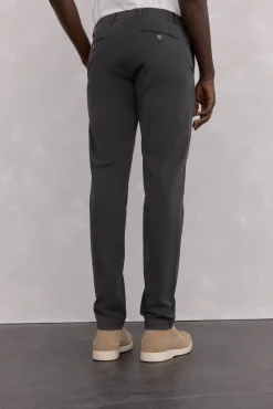 Pantalón premium chino slim fit