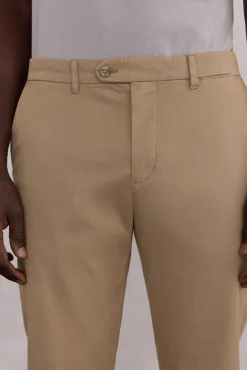 Pantalón premium chino slim fit
