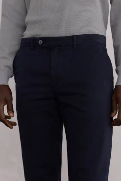 Pantalón premium chino slim fit