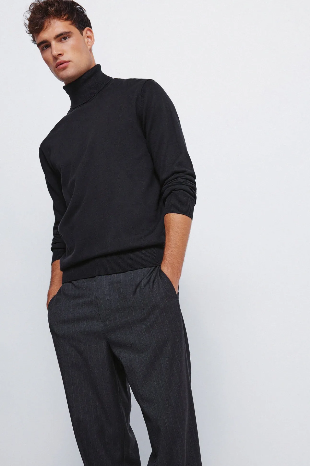 Pantalón rayas straight fit