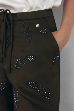 Pantalón recto bordado