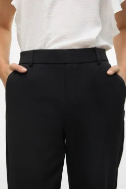 Pantalón recto con cintura elástica