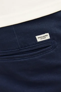 Pantalón slim fit