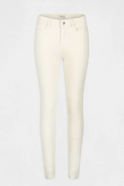 Pantalón slim talle estándar