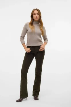 Pantalón vaquero acampanado