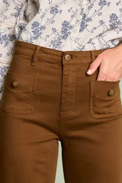Pantalón vaquero botón Camel