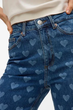 Pantalón vaquero estampado