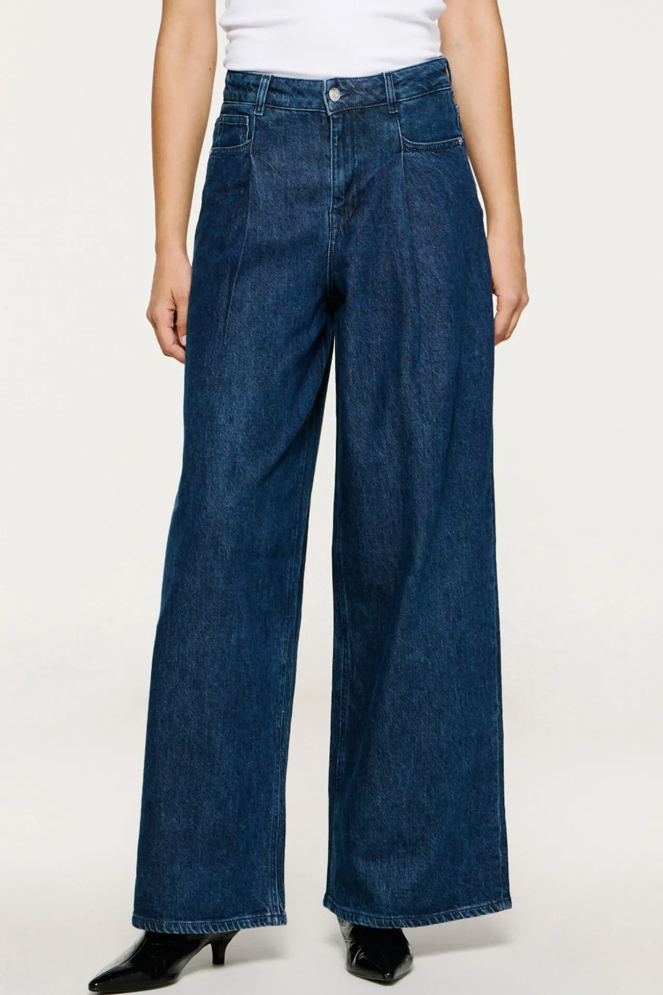 Pantalón vaquero pinzas algodón orgánico.