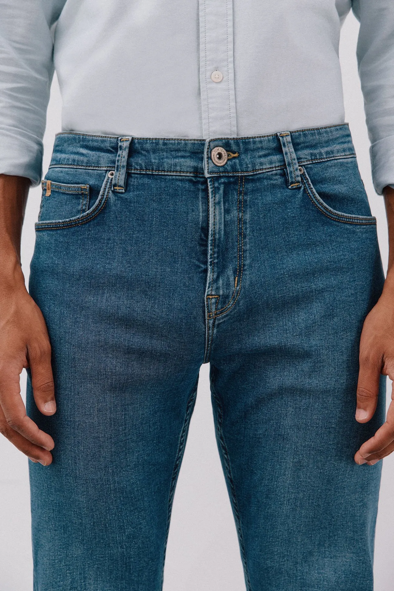 Pantalón vaquero slim fit