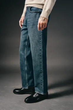 Pantalón vaquero straight fit